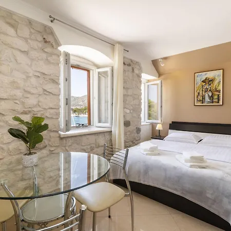 Lucica By Interhome *
